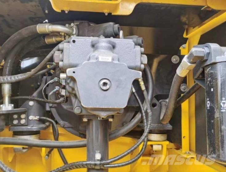 Komatsu 360-7 Bageri guseničari