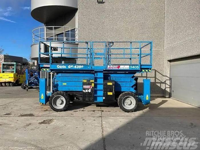 Genie GS4390RT Makazaste platforme