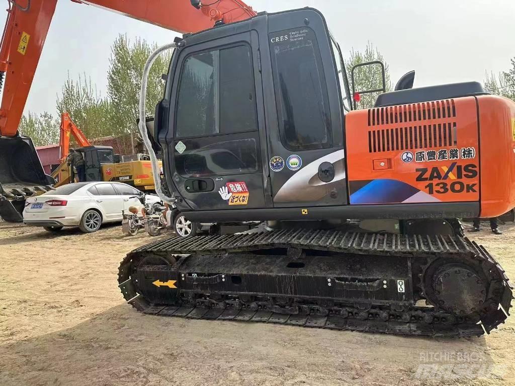 Hitachi 130 Bageri guseničari