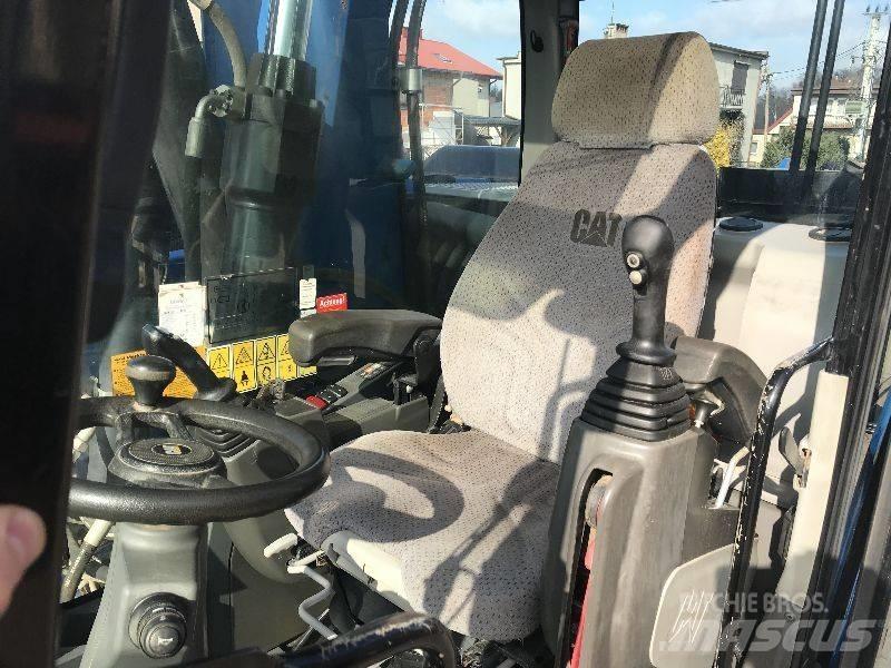 CAT M318f 318 f Bageri točkaši