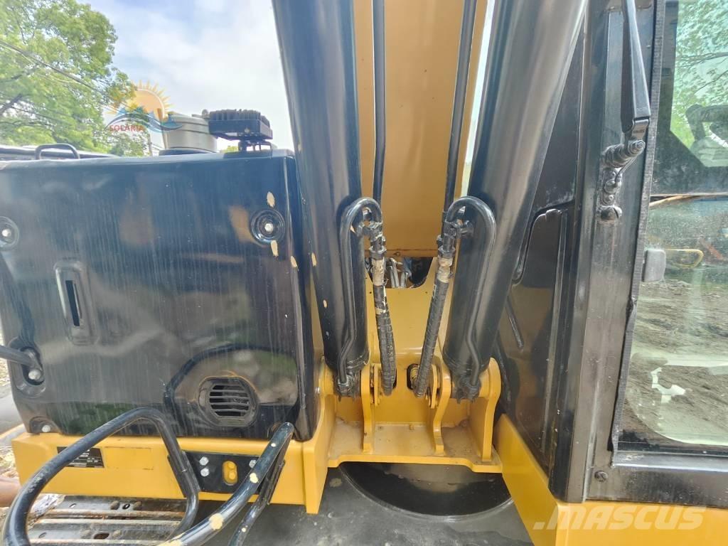 CAT 310 Bageri guseničari