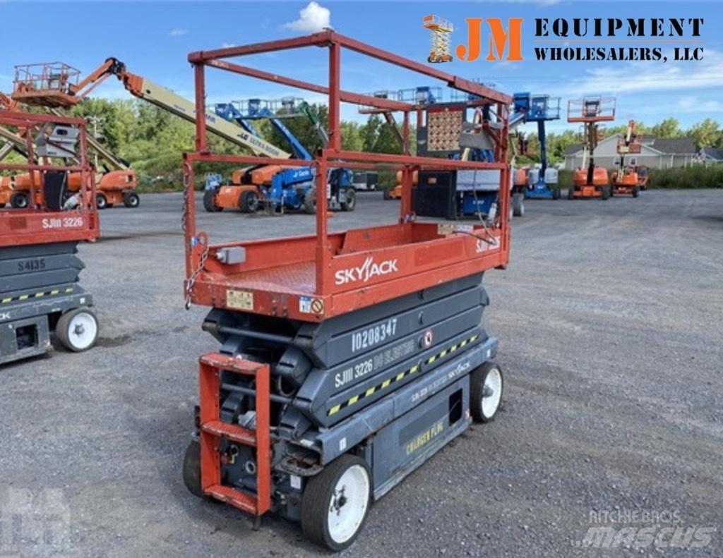 SkyJack SJ III 3226 Makazaste platforme