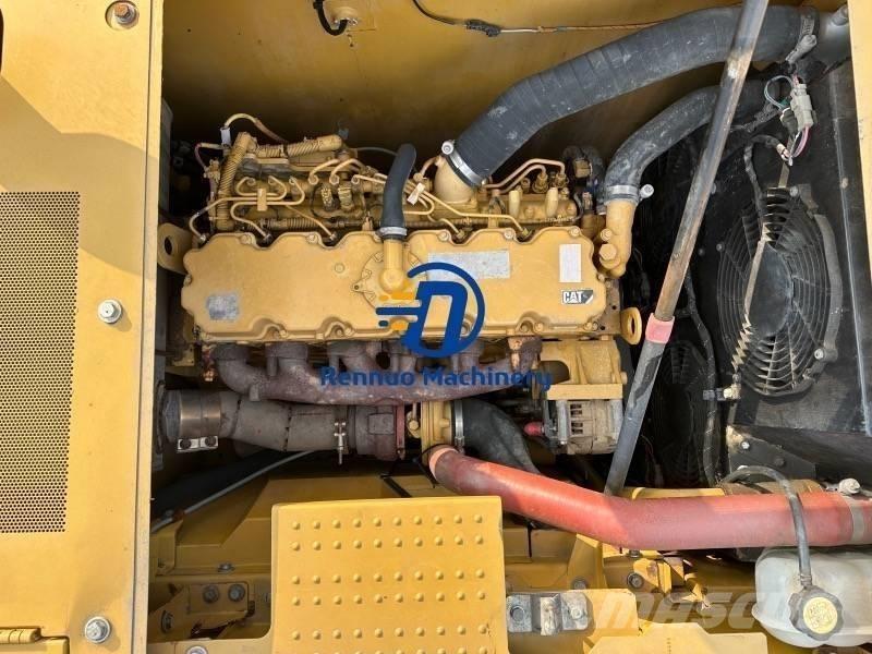 CAT 323GC Bageri guseničari