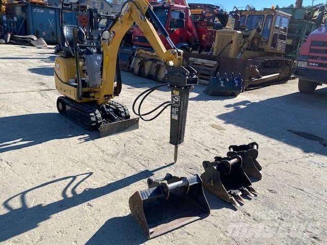 CAT 300.9 D Mini bageri < 7t