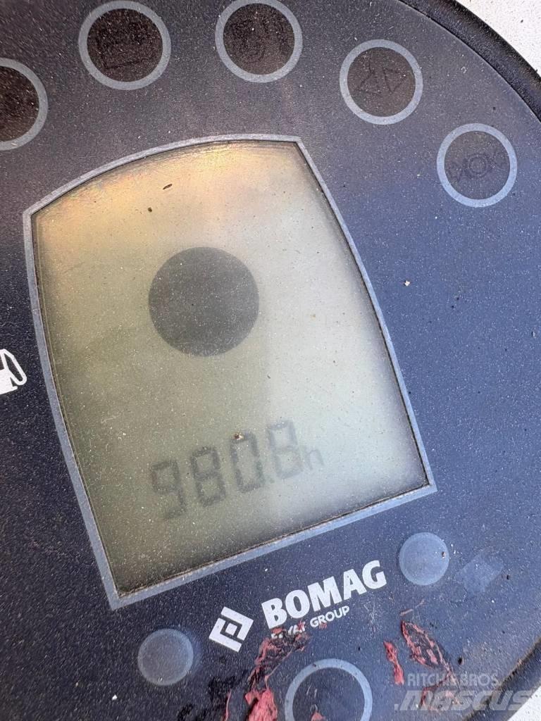 Bomag BW 100 AD-5 Valjci sa duplim bubnjem