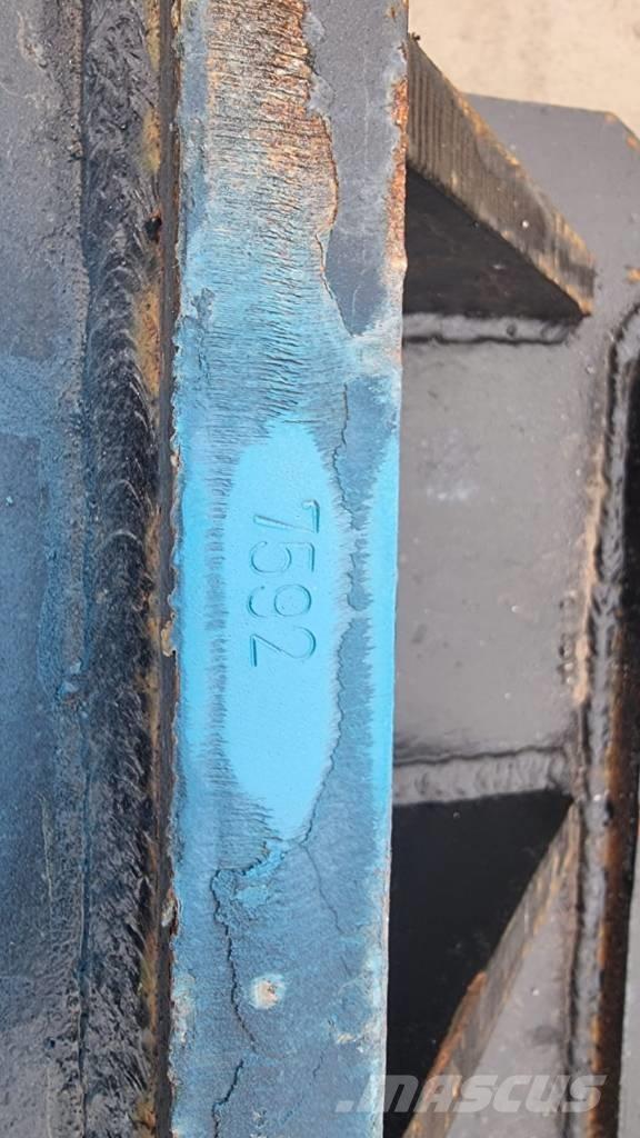 BRAND NEW RIPPERS Makaze