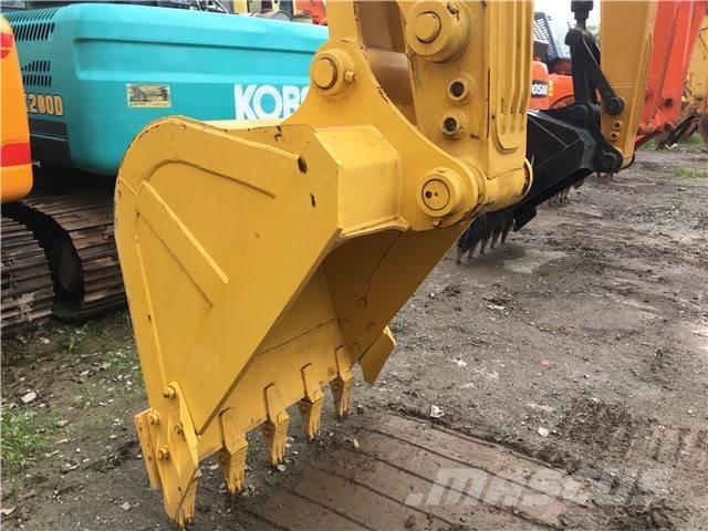 Komatsu PC 200 Bageri guseničari