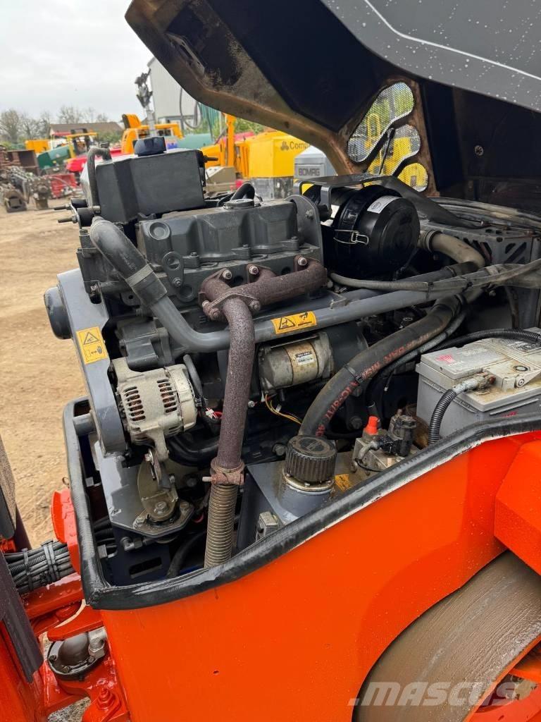 Hamm HD 12 VV Valjci sa duplim bubnjem