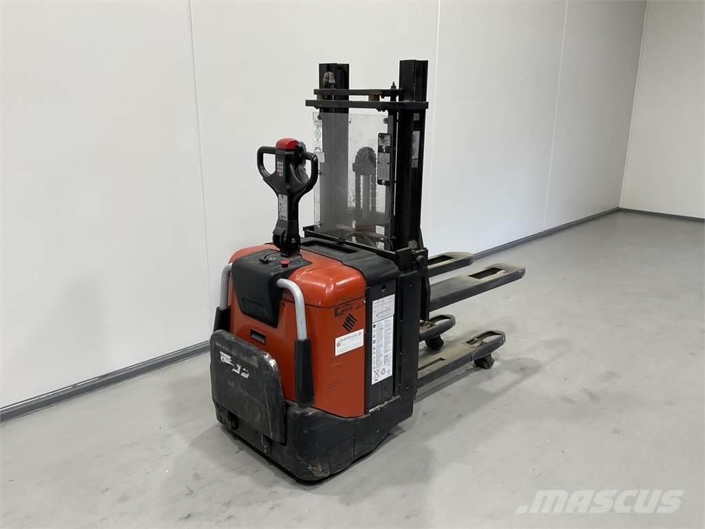 BT SPE125L Samopogonski ručni viljuškari