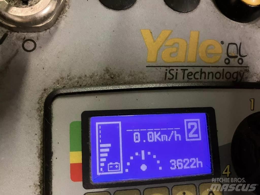 Yale NR035 Viljuškari sa pomičnim stupom