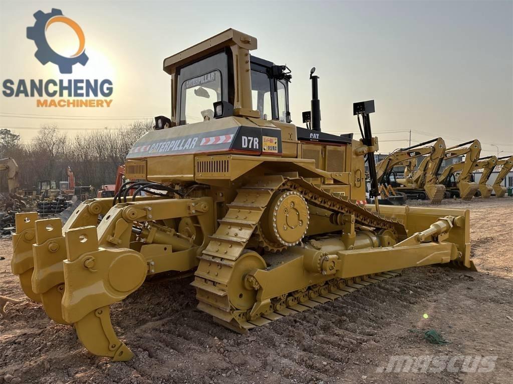 CAT D 7 R Buldožeri guseničari