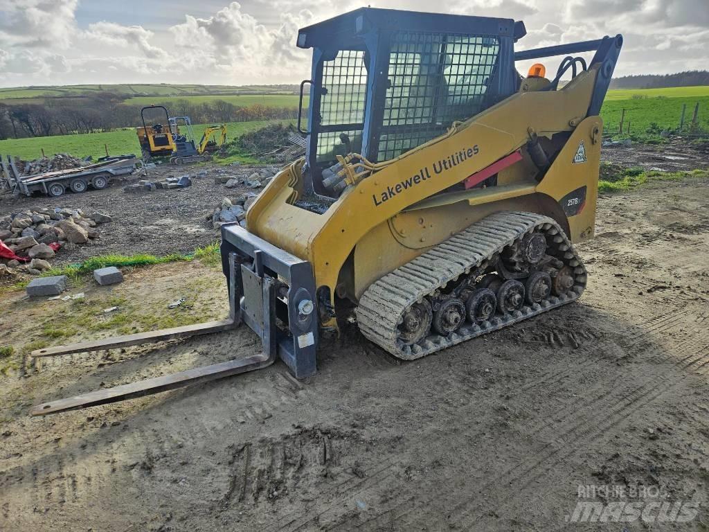 CAT 257 B 3 Skid steer mini utovarivači