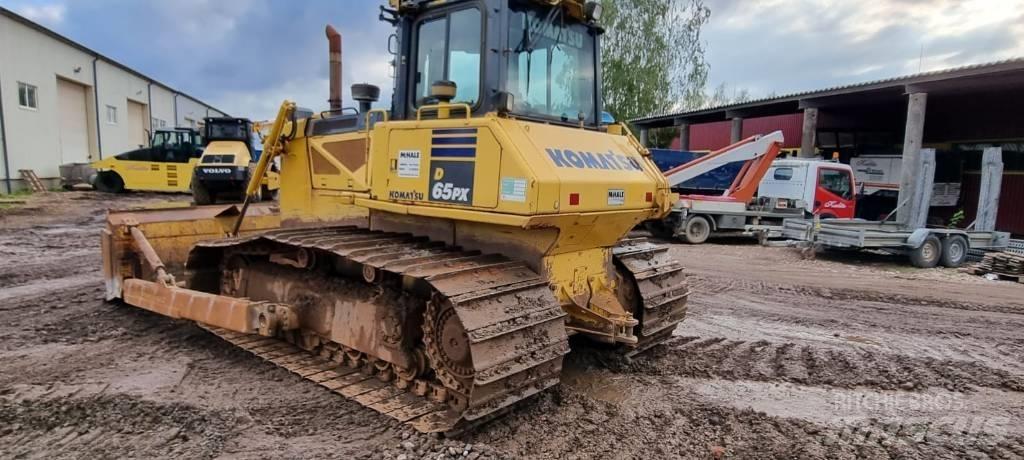 Komatsu D 65 PX-17 Buldožeri guseničari