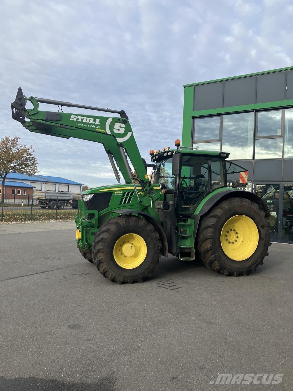 John Deere 6215R Traktori