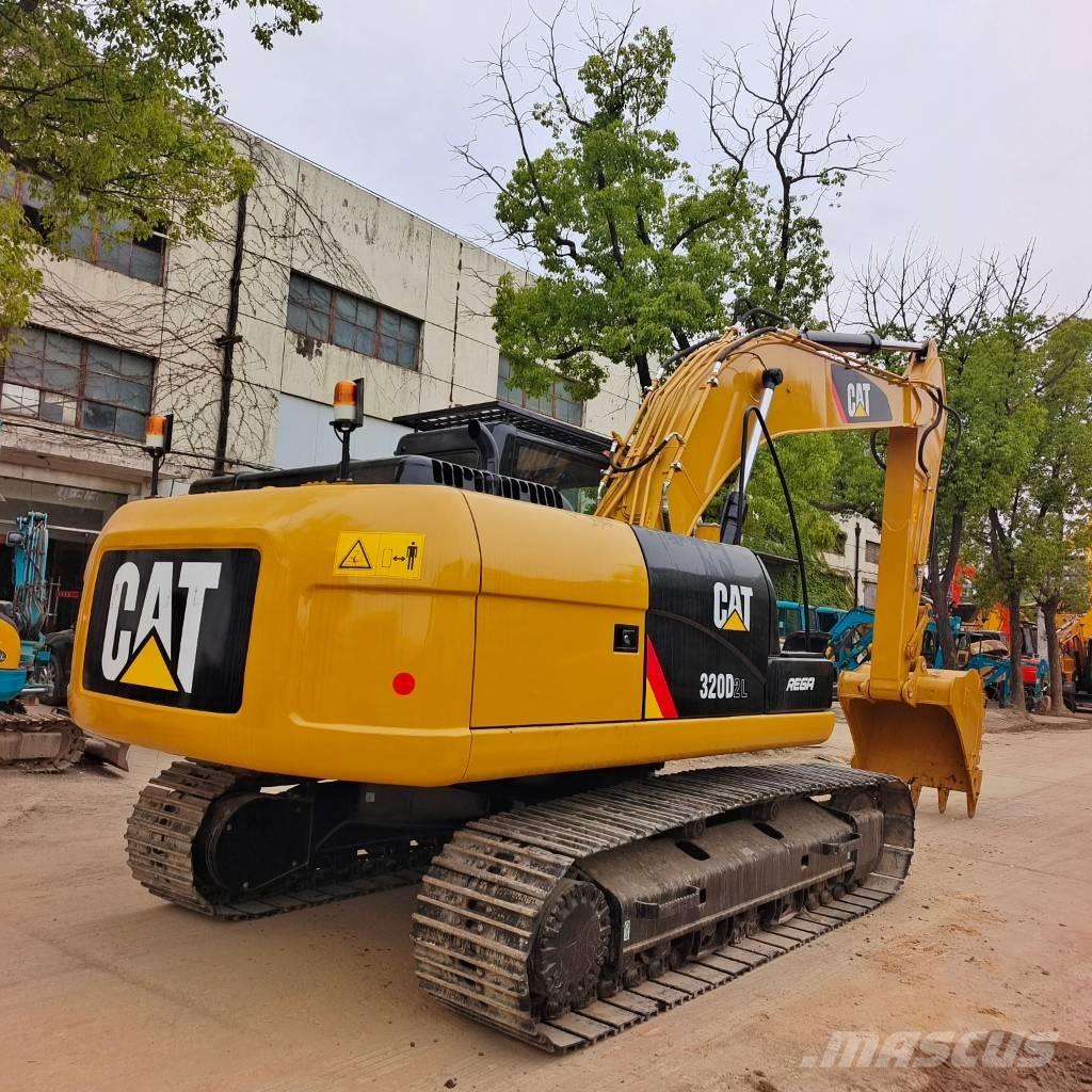 CAT 320 D 2 L Bageri guseničari