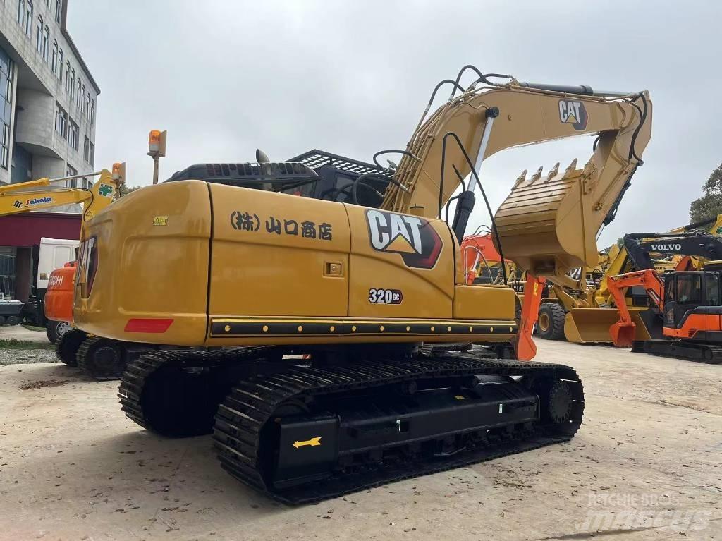 CAT 320 GC Bageri guseničari