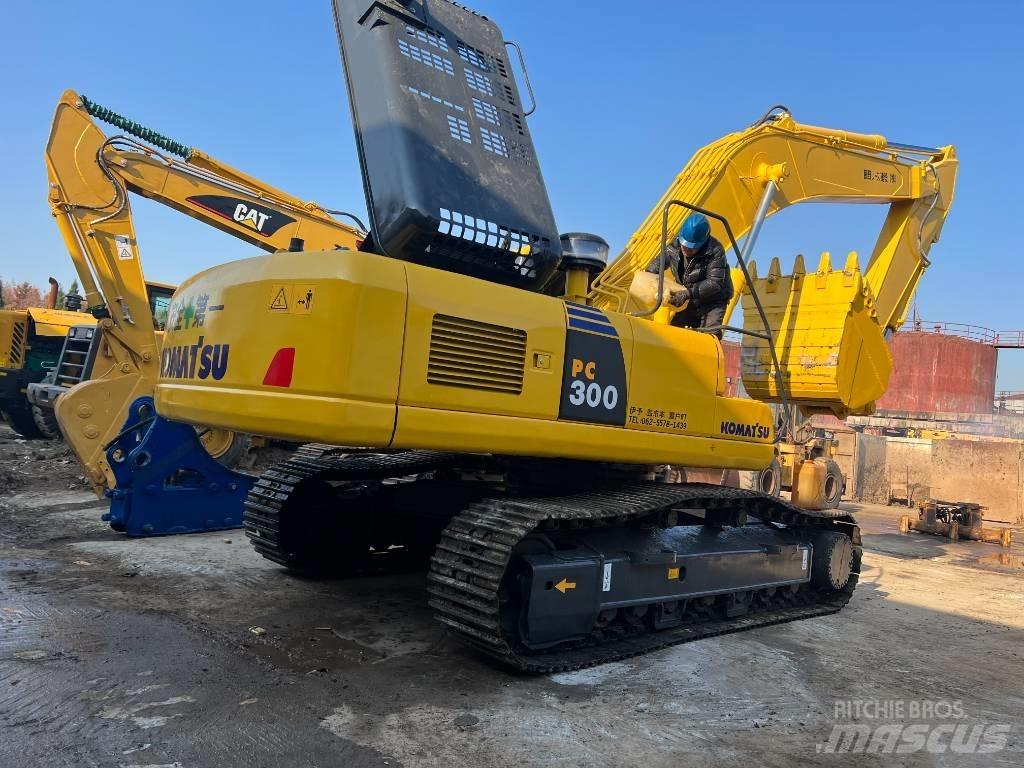 Komatsu PC300 Bageri guseničari