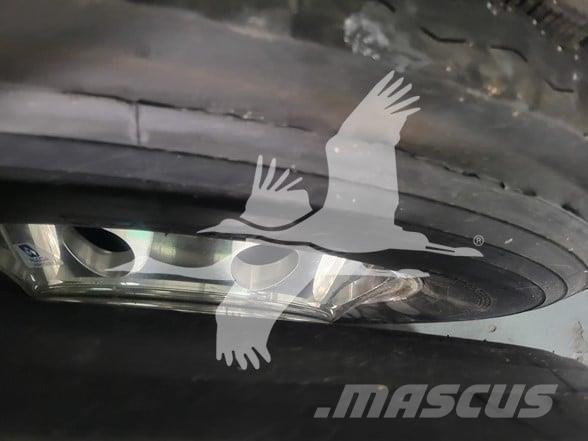 Fontaine  Poluprikolice sa otvorenim sandukom