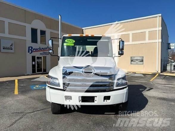 Hino L7 Kamioni-šasije