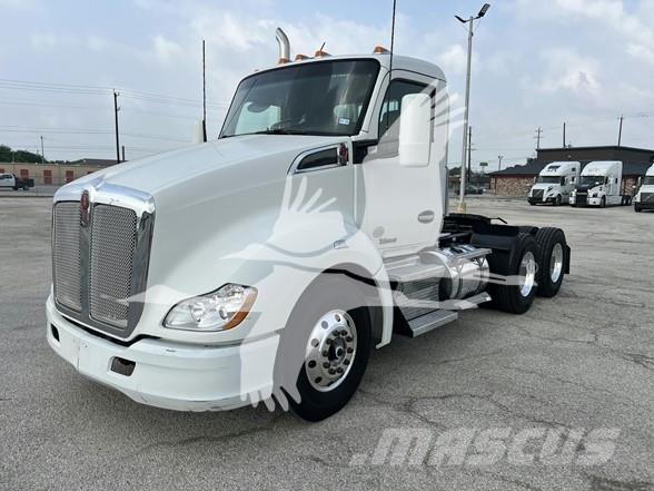 Kenworth T680 Tegljači