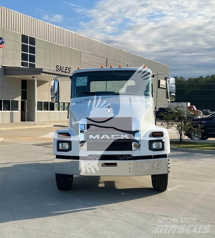 Mack MD6 Kiperi kamioni