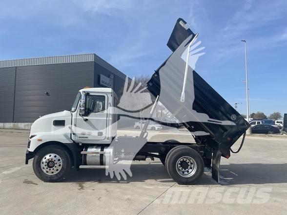 Mack MD7 Kiperi kamioni