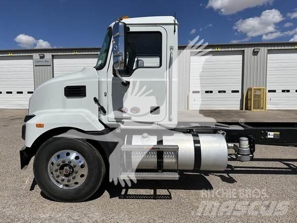 Mack MD7 Kamioni-šasije
