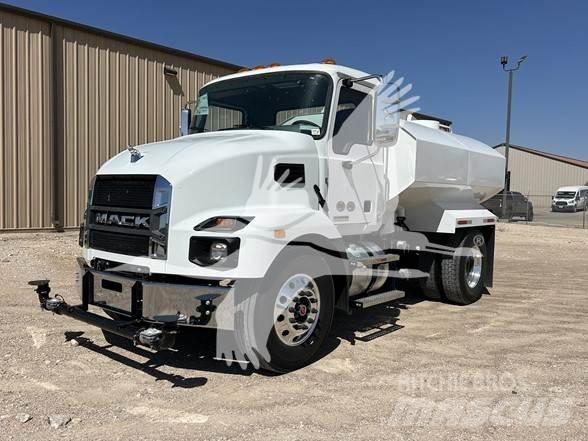 Mack MD7 Kamioni cisterne