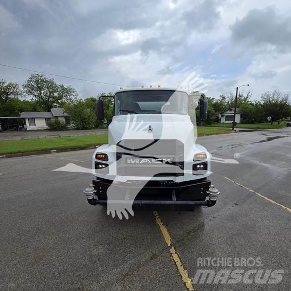Mack MD7 Kamioni cisterne