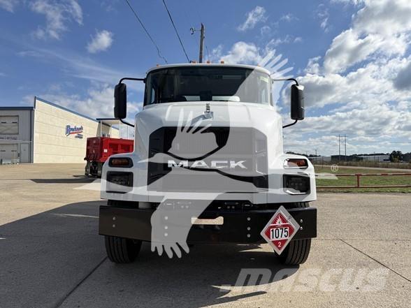 Mack MD7 Ostalo za građevinarstvo