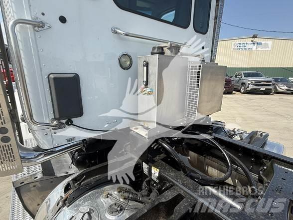 Peterbilt 567 Tegljači