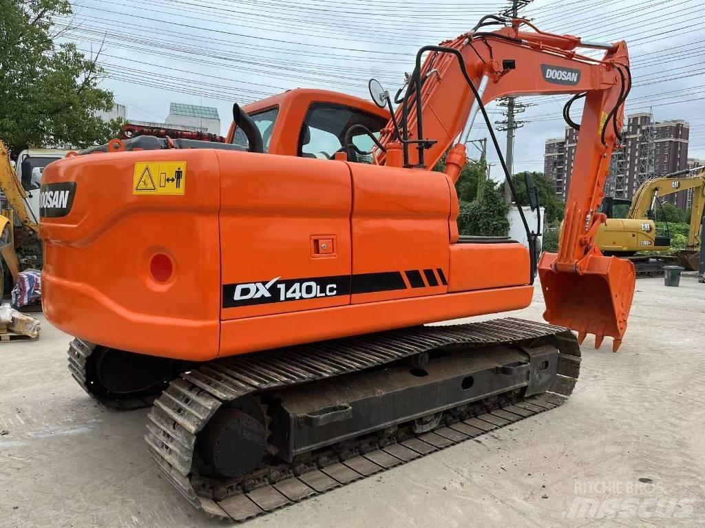 Doosan DX 140 Bageri guseničari