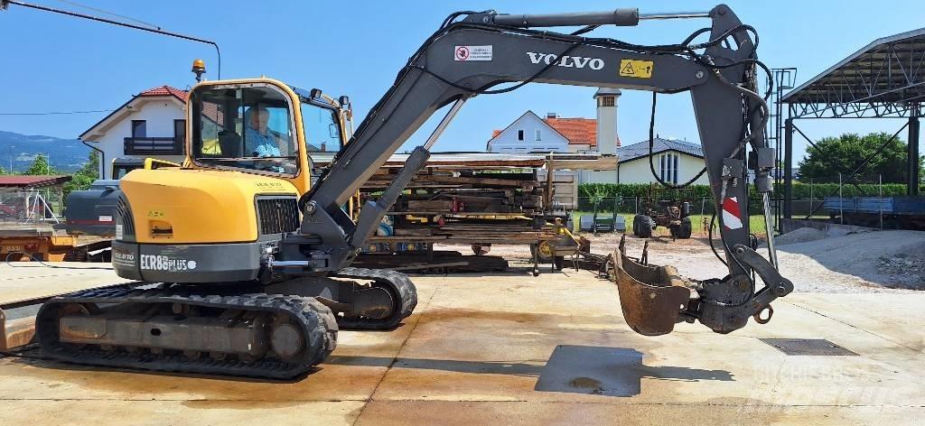 Volvo ECR88 Midi bageri 7t – 12t