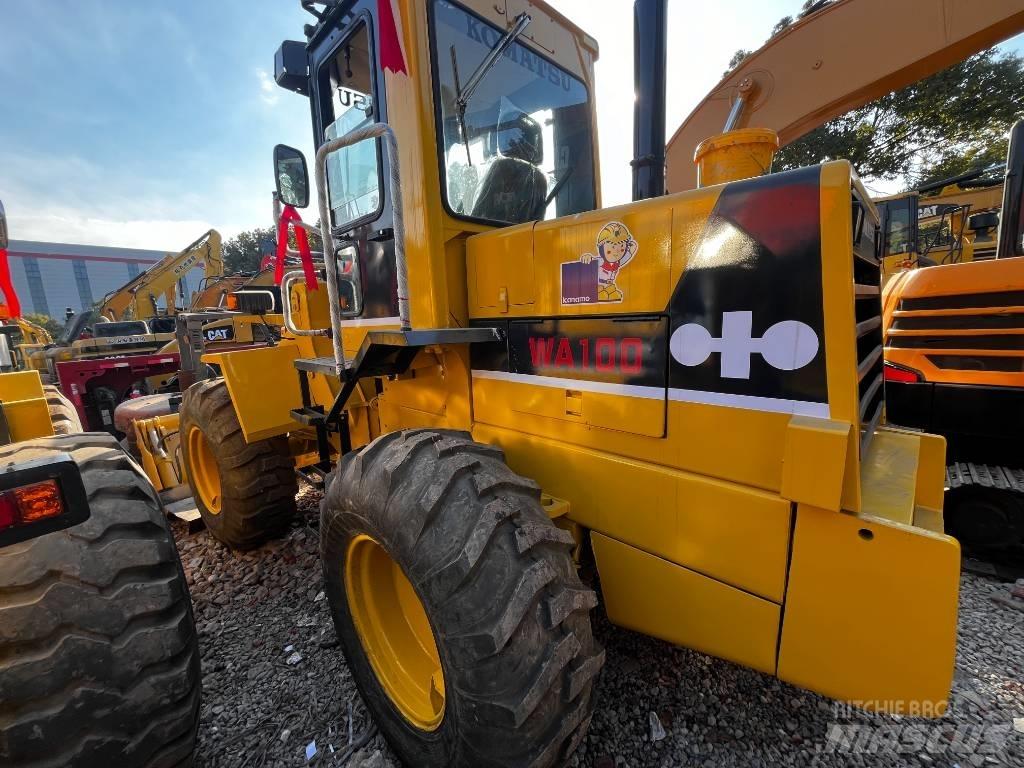 Komatsu WA100 Utovarivači na točkove