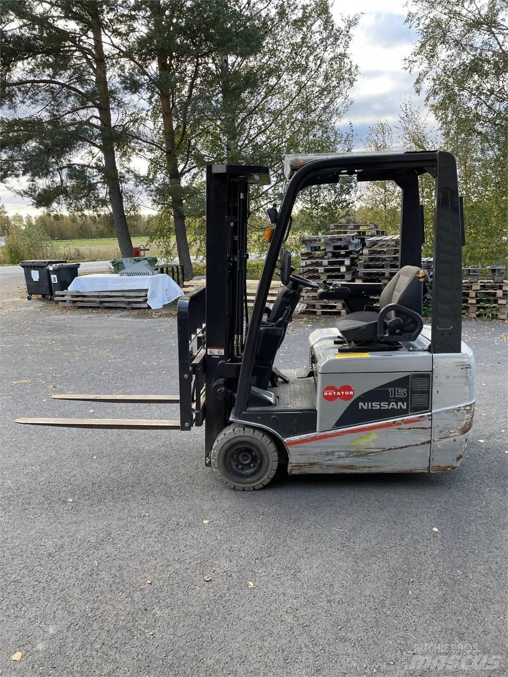 Nissan 15 Električni viljuškari