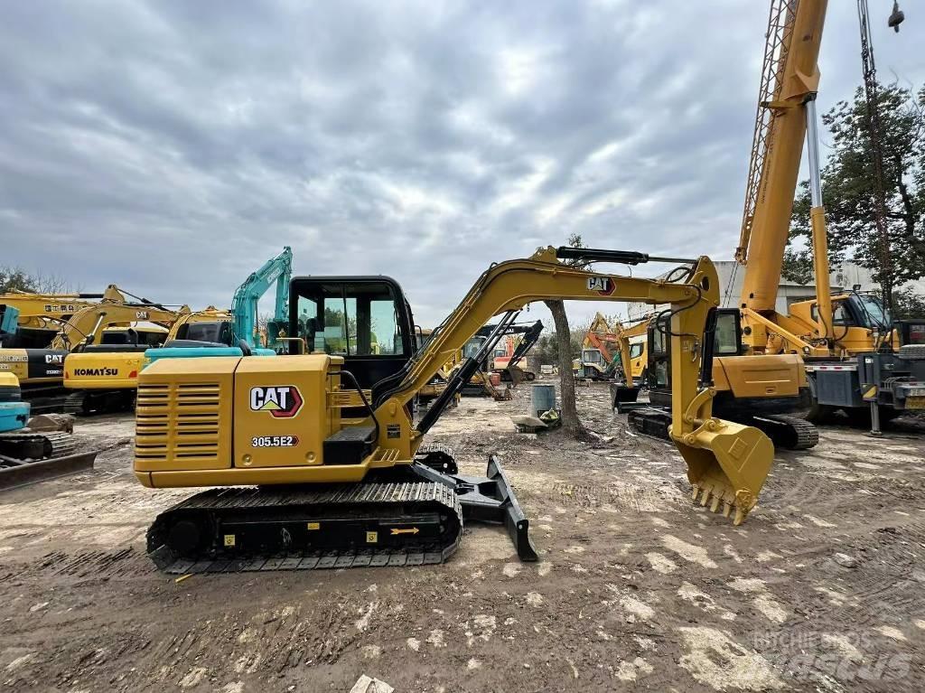 CAT 305.5E2 Bageri guseničari