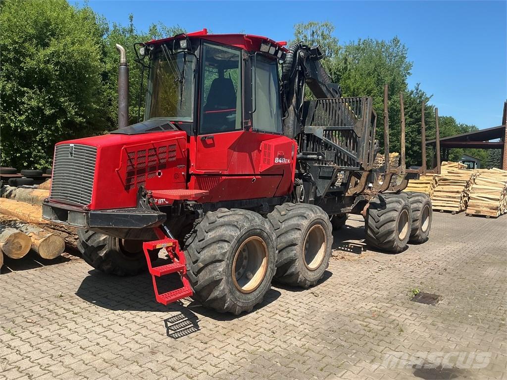 Komatsu 840 TX Forvarderi