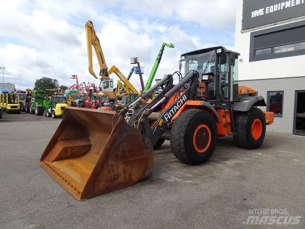Hitachi ZW150 Utovarivači na točkove