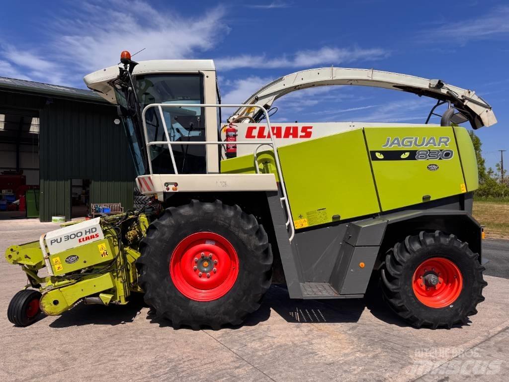 CLAAS Jaguar 830 Mašine za stočnu hranu sa sopstvenim pogonom