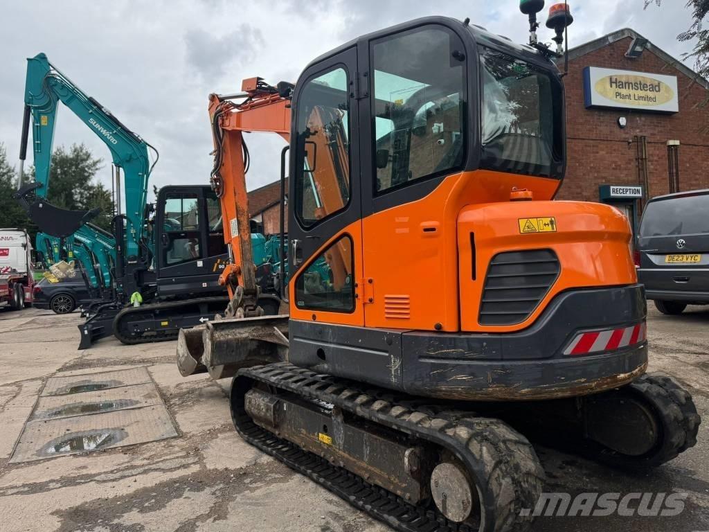 Doosan DX 63-3 Bageri guseničari