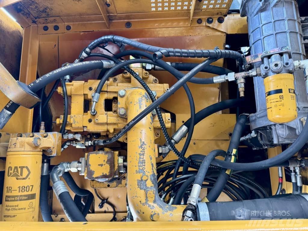CAT 325 B LN Bageri guseničari