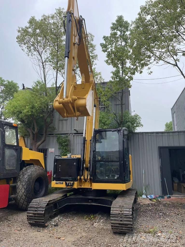 CAT 310 Bageri guseničari