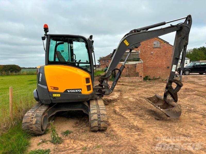 Volvo EC 50 D Mini bageri < 7t