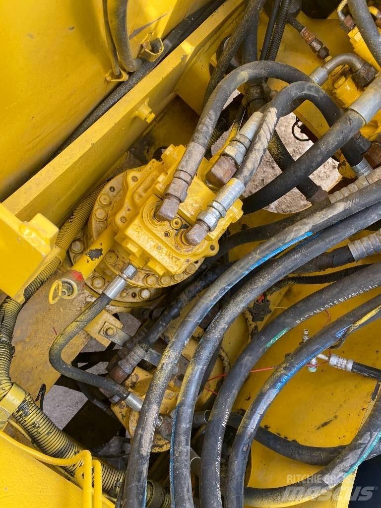 Komatsu PC120 Bageri guseničari