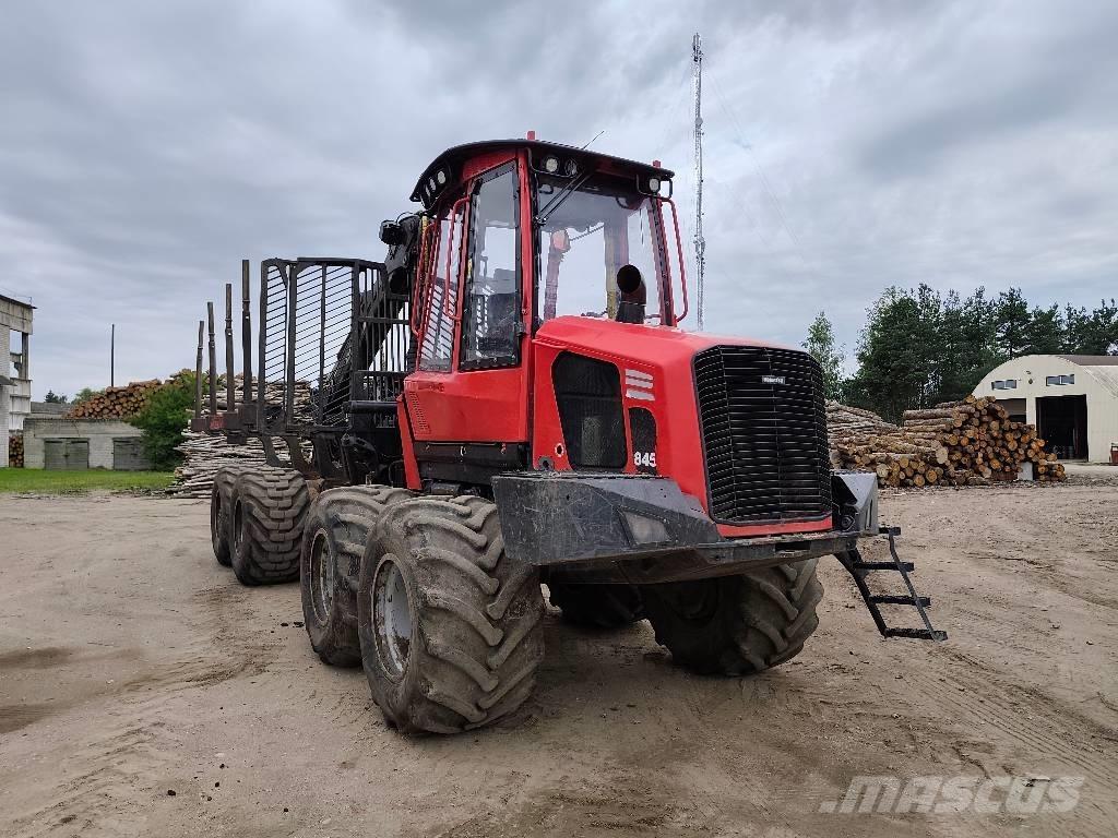 Komatsu 845 TX Forvarderi