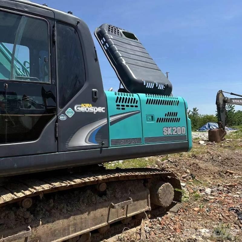Kobelco SK 200 Bageri guseničari