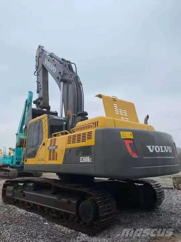 Volvo 360BLC Bageri guseničari