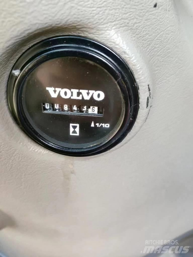 Volvo EC 480 D L Bageri guseničari