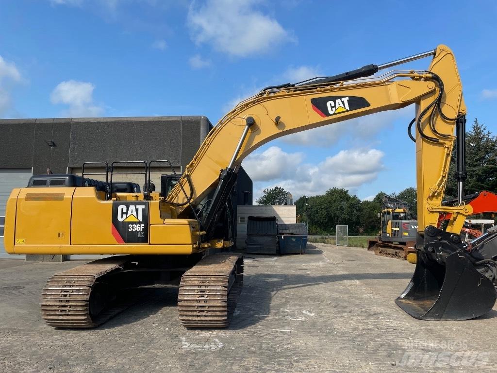 CAT 336F Bageri guseničari