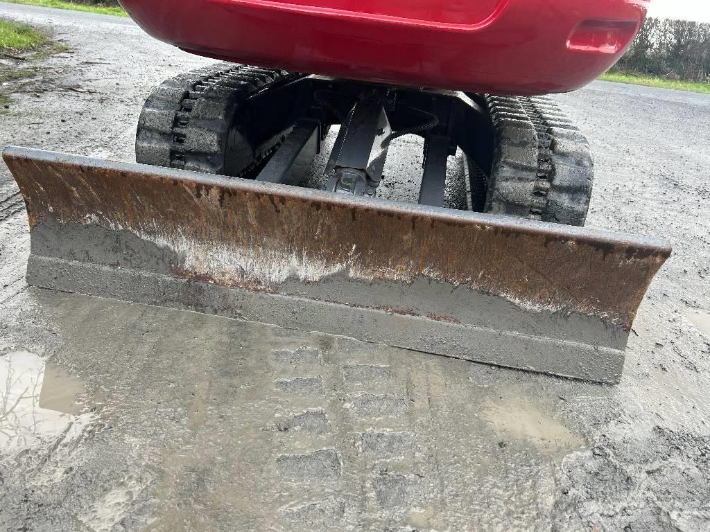 Takeuchi TB 230 Mini bageri < 7t